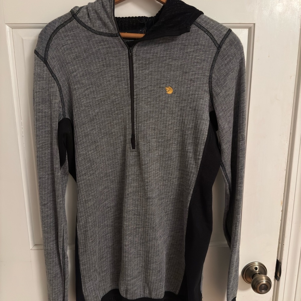 Fjällräven Bergtagen woolterry Gray and Black Hoodie